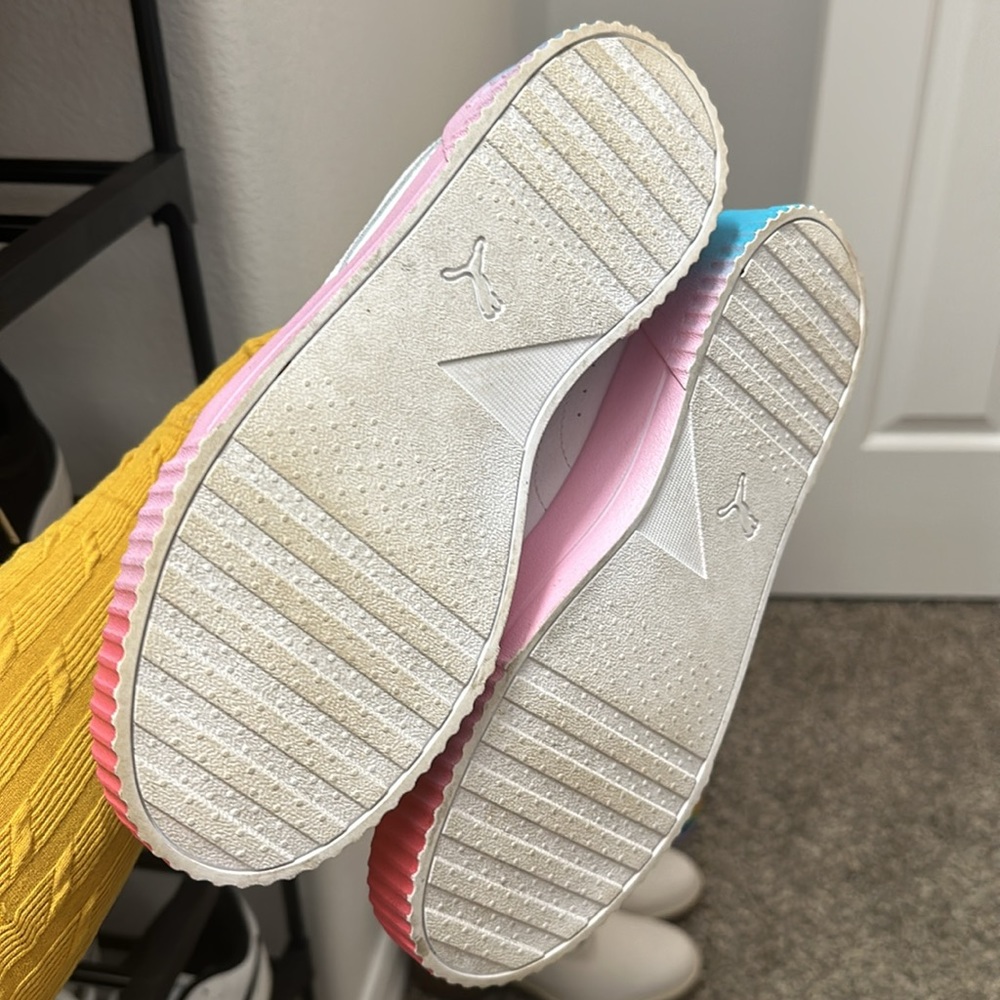 PUMA Carina Rainbow Sneakers 👟💕✨ - Picture 4 of 5
